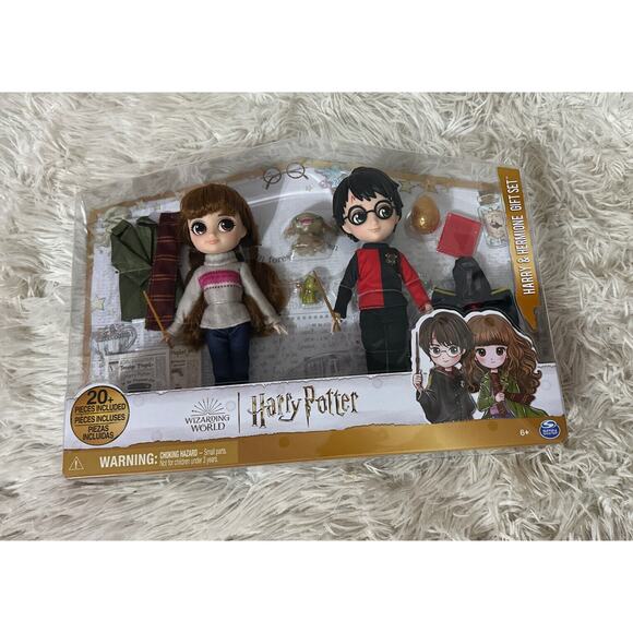 NEW Wizarding World Harry & Hermone Gift Set 2 Dolls Accessories Harry Potter - Picture 1 of 3